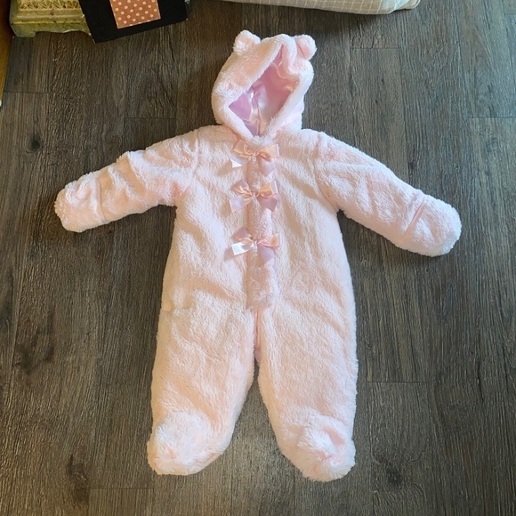 First Impressions Snow Suit size 6/9 months - Picture 1 of 9